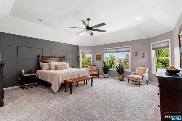 14 Wentworth Court, Hamburg, NJ 07419