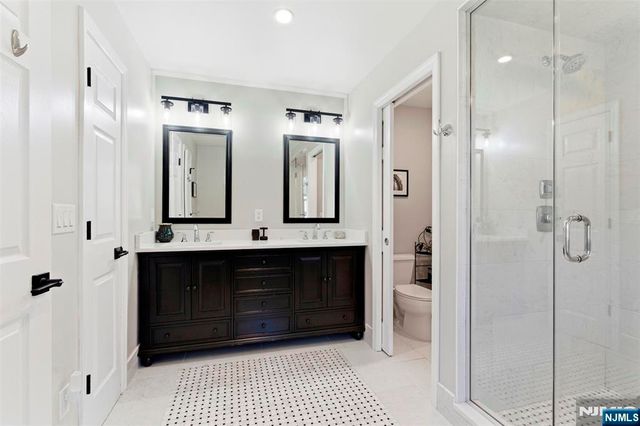 14 Wentworth Court, Hamburg, NJ 07419