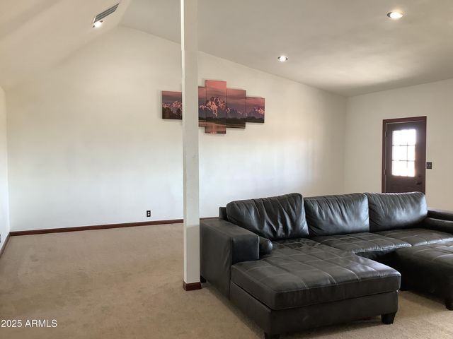 3607 E MULE DEER Road, Pearce, AZ 85625