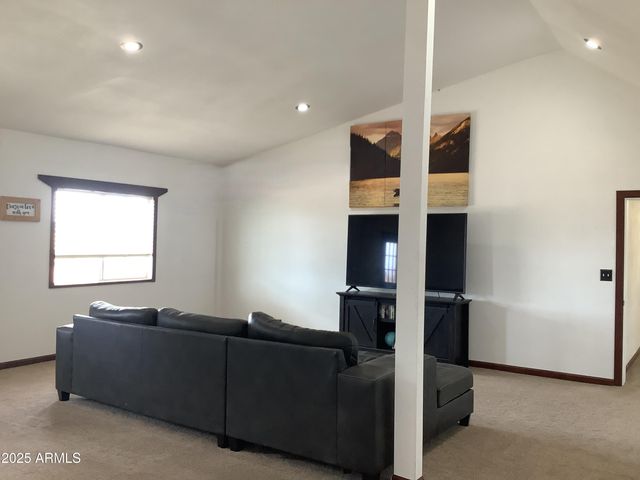 3607 E MULE DEER Road, Pearce, AZ 85625