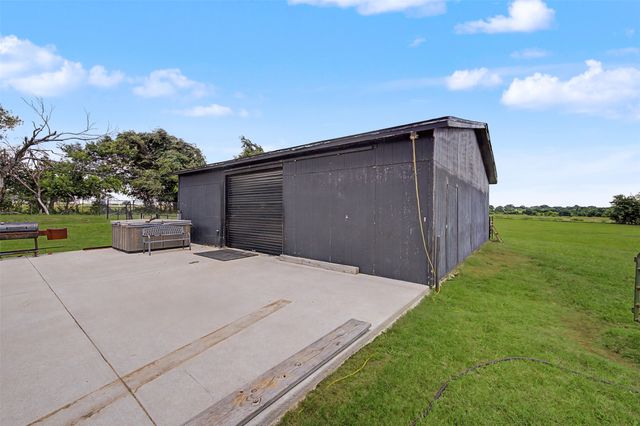 3718 County Road 801, Cleburne, TX 76031