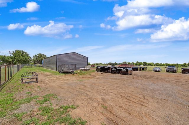 3718 County Road 801, Cleburne, TX 76031