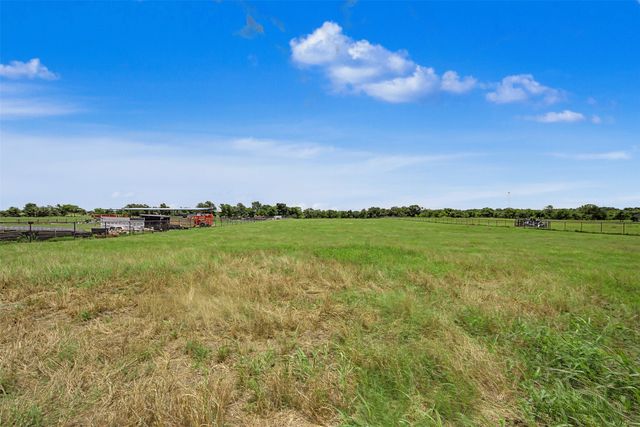 3718 County Road 801, Cleburne, TX 76031