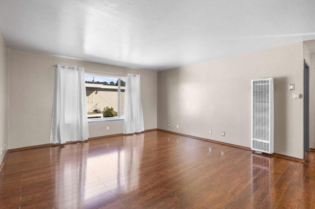 1124 Rex Road, Hayward, CA 94541