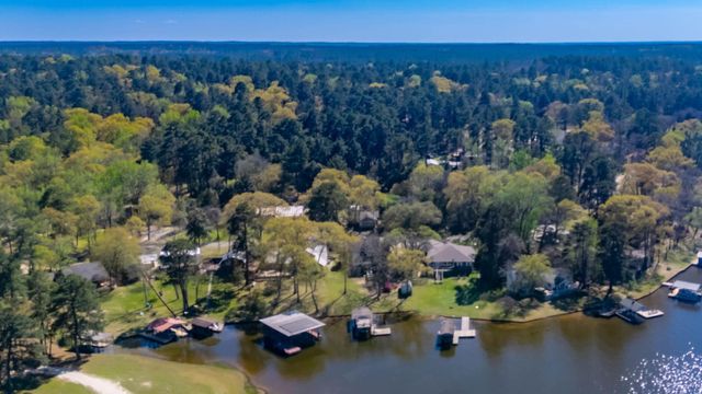 160 Dailey Road, Crockett, TX 75835