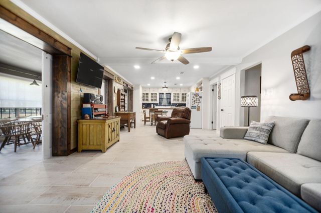 160 Dailey Road, Crockett, TX 75835