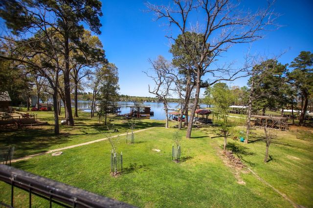 160 Dailey Road, Crockett, TX 75835