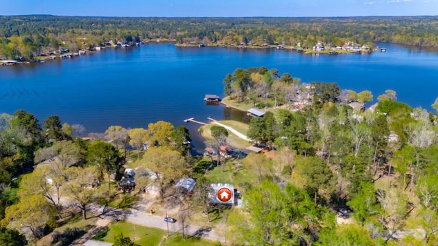 160 Dailey Road, Crockett, TX 75835