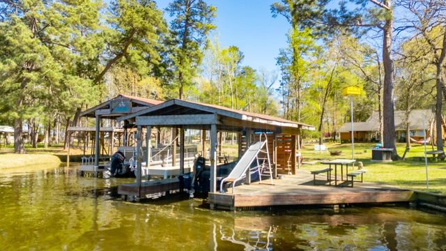 160 Dailey Road, Crockett, TX 75835