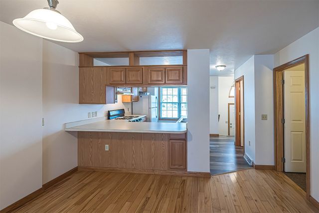 4131 WOOD HILLS Drive, Erie, PA 16502