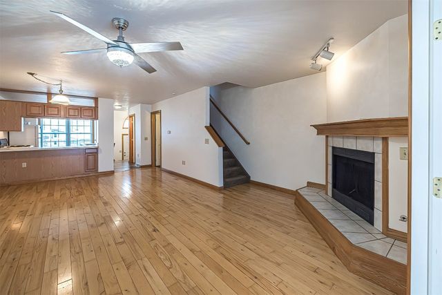 4131 WOOD HILLS Drive, Erie, PA 16502