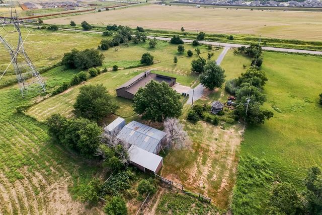 12017 N Morgan Road, Yukon, OK 73099