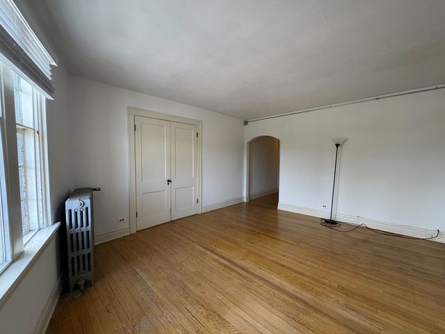 28w579 Stafford Place 1, Warrenville, IL 60555