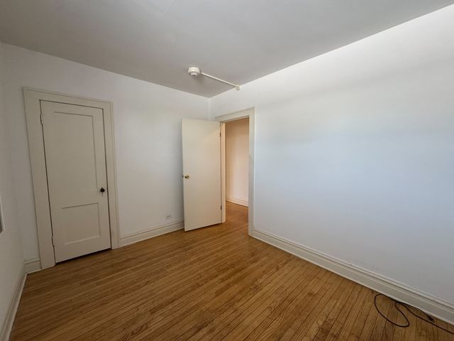 28w579 Stafford Place 1, Warrenville, IL 60555