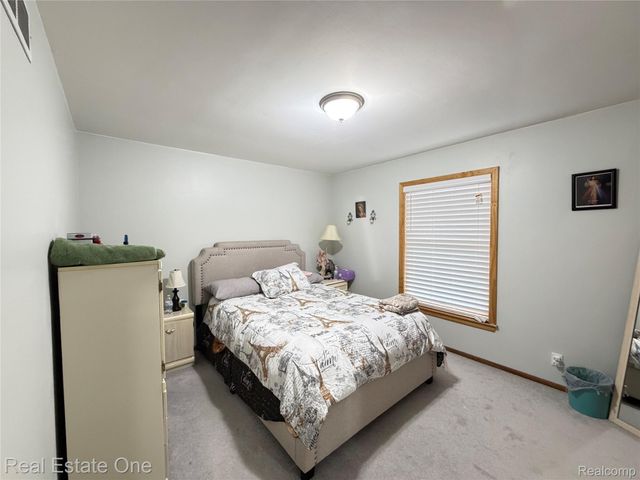 11200 Polk Street, Taylor, MI 48180