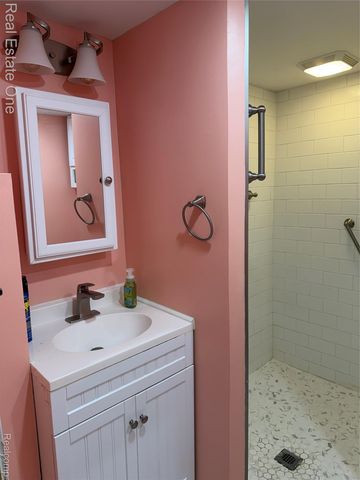 11200 Polk Street, Taylor, MI 48180