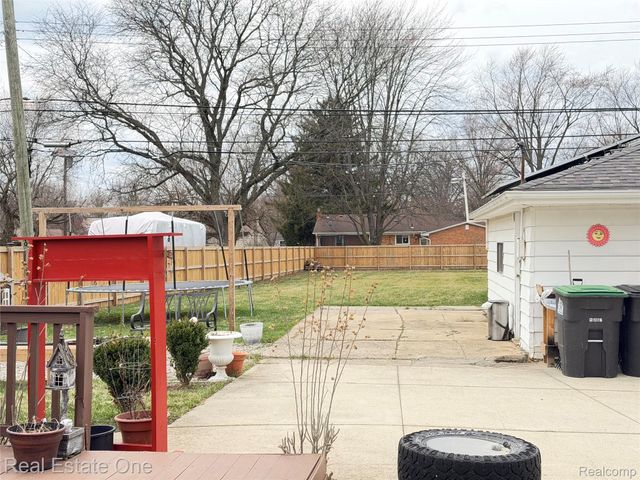 11200 Polk Street, Taylor, MI 48180