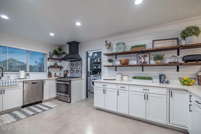 3539 N Sierra Madre Drive, Tucson, AZ 85749