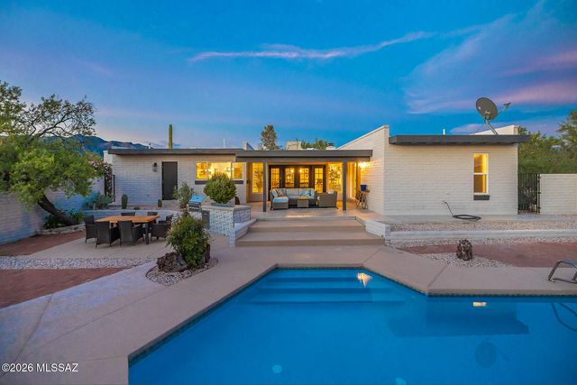 3539 N Sierra Madre Drive, Tucson, AZ 85749