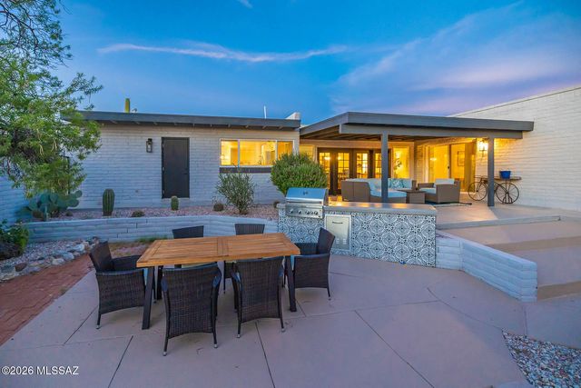 3539 N Sierra Madre Drive, Tucson, AZ 85749