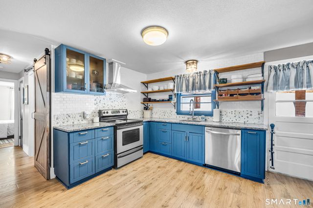 9 Hale Road, Enfield, CT 06082