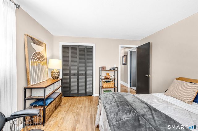 9 Hale Road, Enfield, CT 06082