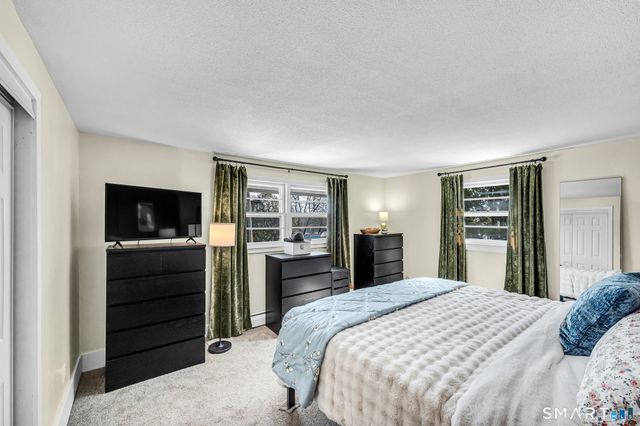 9 Hale Road, Enfield, CT 06082