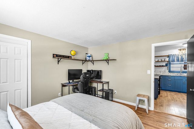 9 Hale Road, Enfield, CT 06082