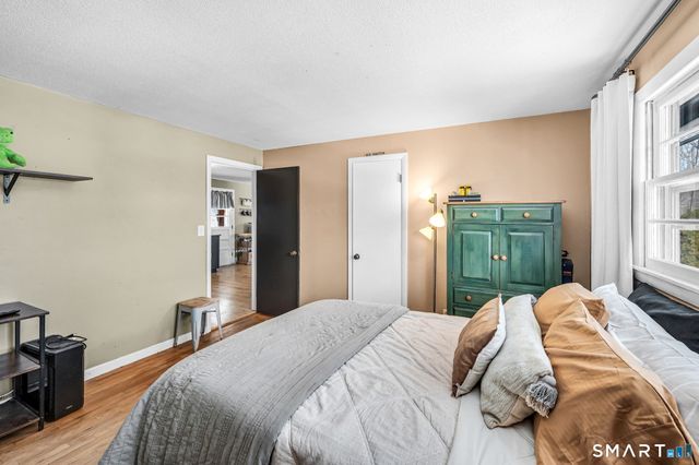 9 Hale Road, Enfield, CT 06082