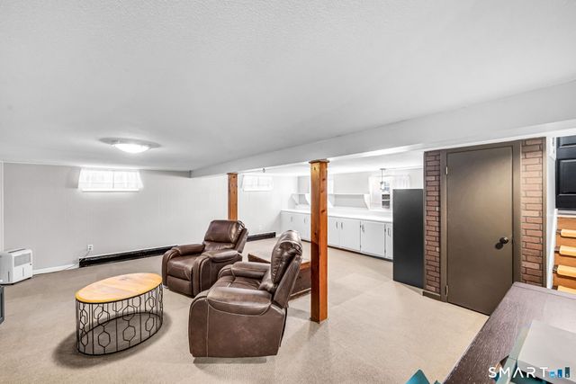 9 Hale Road, Enfield, CT 06082