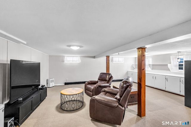 9 Hale Road, Enfield, CT 06082