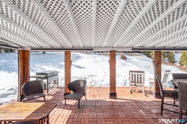 9 Hale Road, Enfield, CT 06082