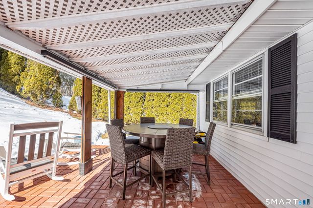 9 Hale Road, Enfield, CT 06082