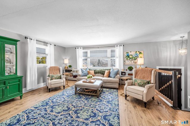 9 Hale Road, Enfield, CT 06082