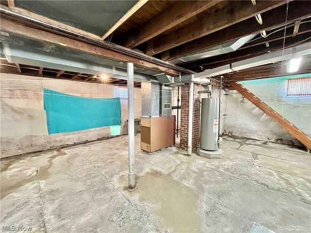 716 Grove Street, Conneaut, OH 44030