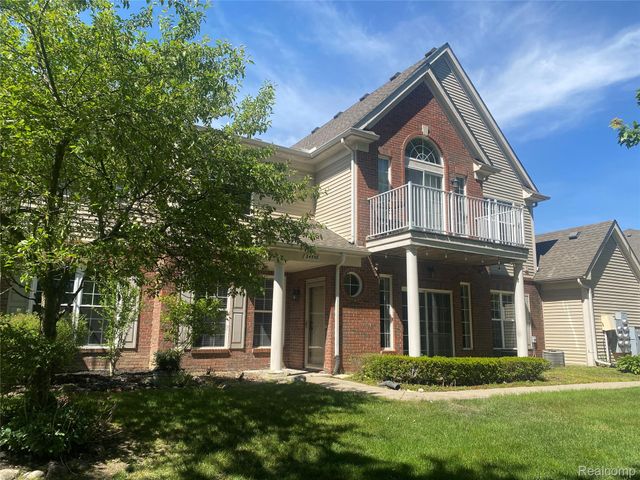 34558 Northrup Drive 8, Chesterfield Township, MI 48047