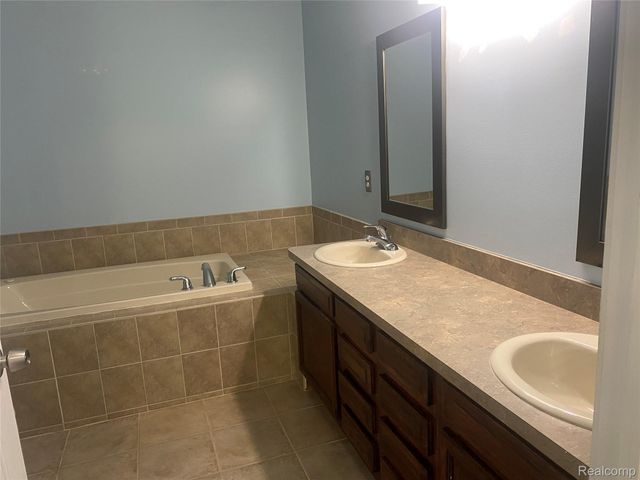 34558 Northrup Drive 8, Chesterfield Township, MI 48047