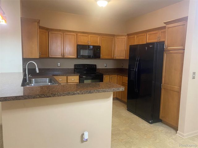 34558 Northrup Drive 8, Chesterfield Township, MI 48047