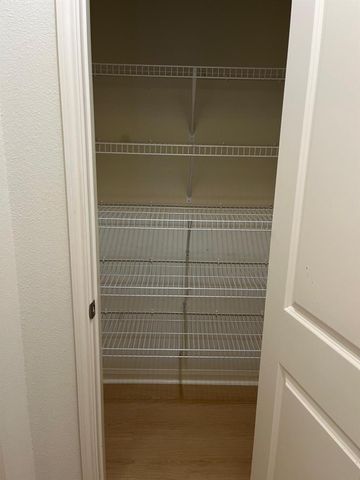 9811 Blue Sapphire Dr Drive, Iowa Colony, TX 77583