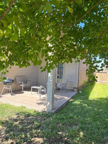 9811 Blue Sapphire Dr Drive, Iowa Colony, TX 77583