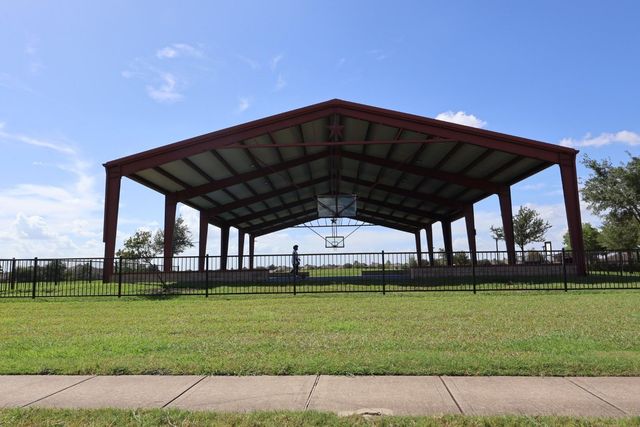 9811 Blue Sapphire Dr Drive, Iowa Colony, TX 77583