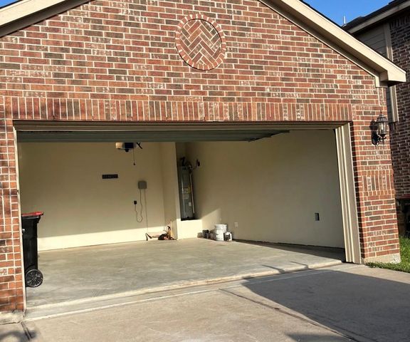9811 Blue Sapphire Dr Drive, Iowa Colony, TX 77583