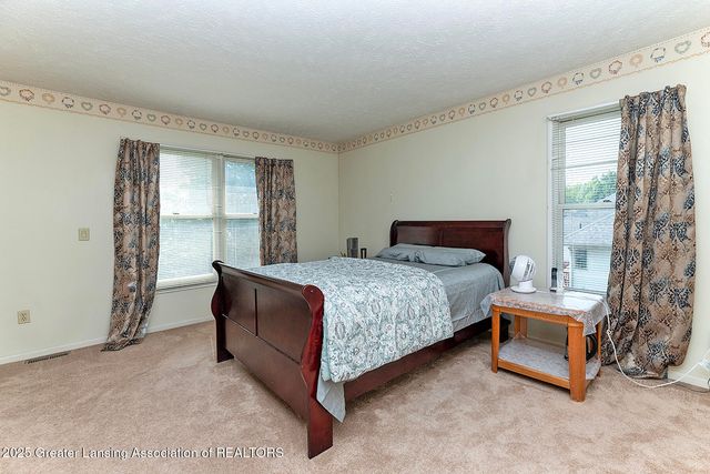 1602 Alan Lane, Lansing, MI 48917