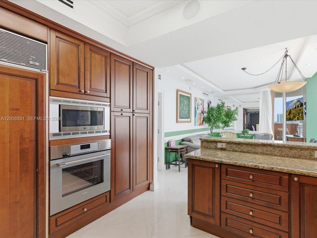 17875 Collins Ave 1501, Sunny Isles Beach, FL 33160