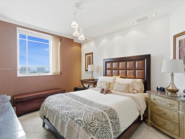 17875 Collins Ave 1501, Sunny Isles Beach, FL 33160