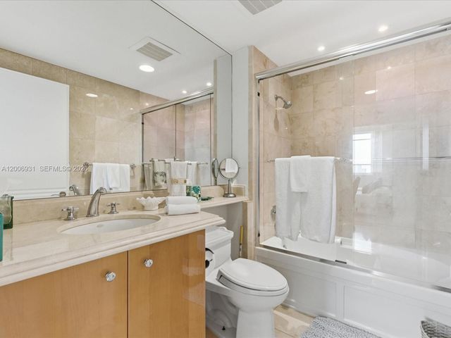 17875 Collins Ave 1501, Sunny Isles Beach, FL 33160