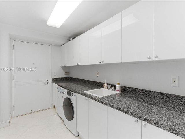 17875 Collins Ave 1501, Sunny Isles Beach, FL 33160