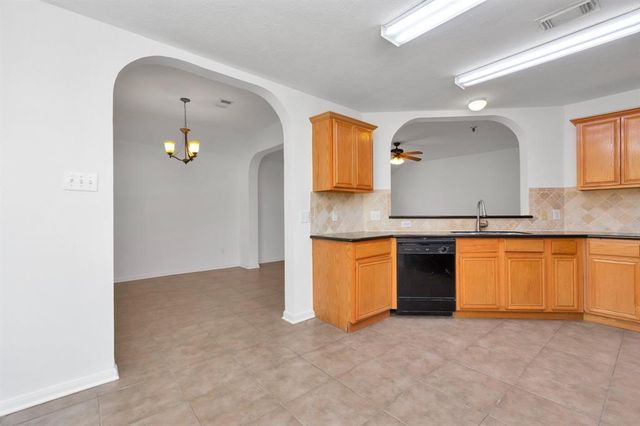 11830 Copperas Creek Drive, Sugar Land, TX 77498