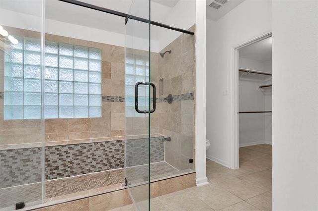 11830 Copperas Creek Drive, Sugar Land, TX 77498