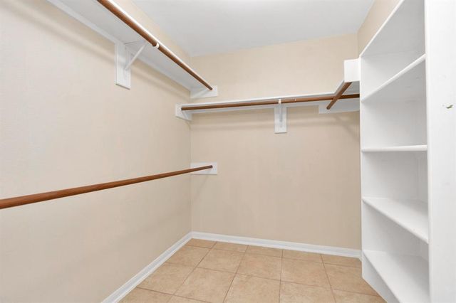 11830 Copperas Creek Drive, Sugar Land, TX 77498